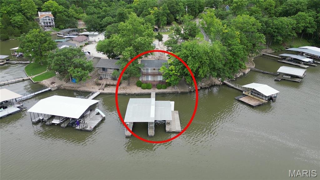 Aarons Point - Residential