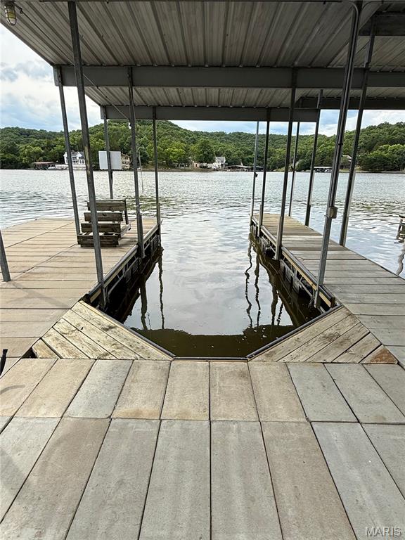 Aarons Point - Residential