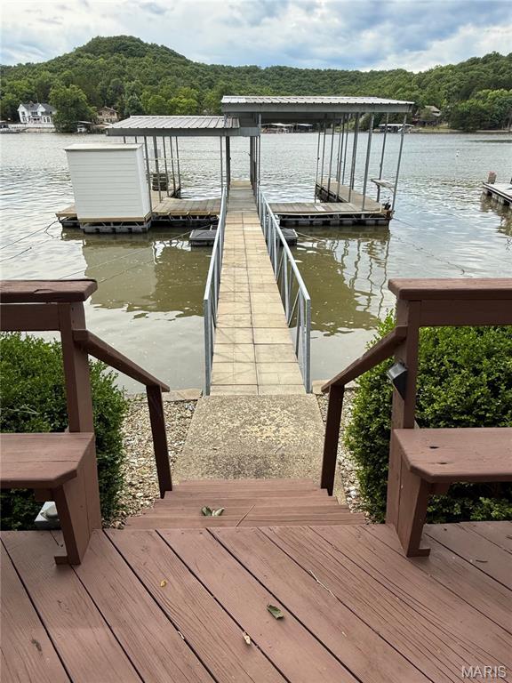Aarons Point - Residential