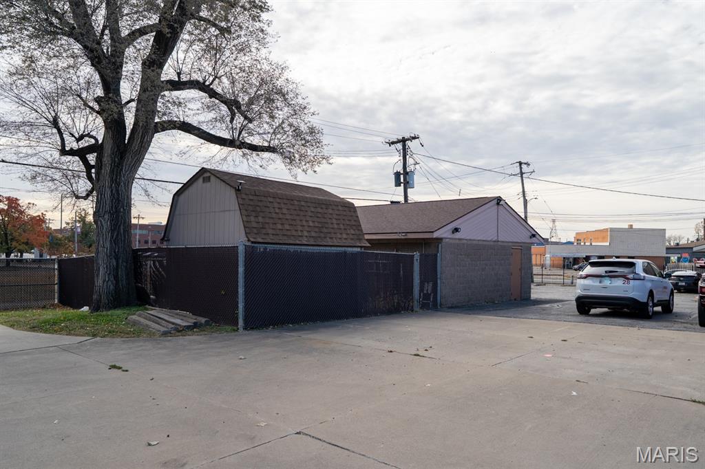 No Subdivision - Commercial Sale