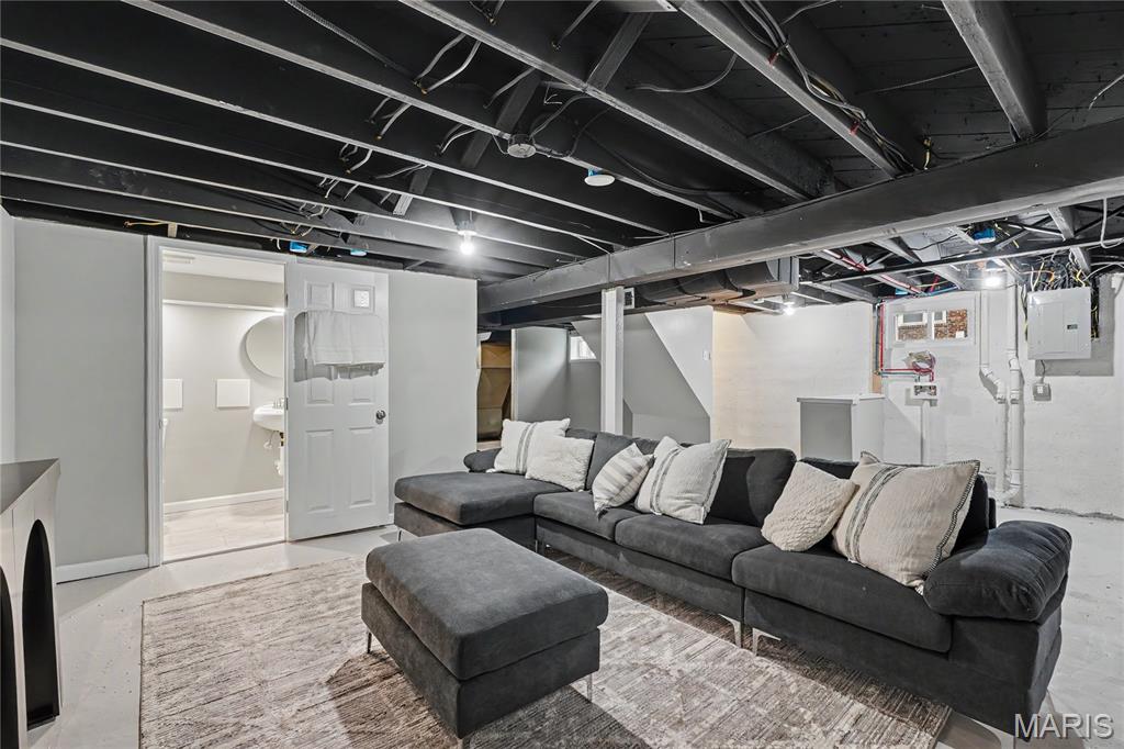 Pershing Heights - Residential Lease