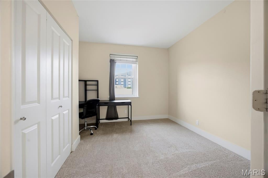 The Loop Condo - Residential
