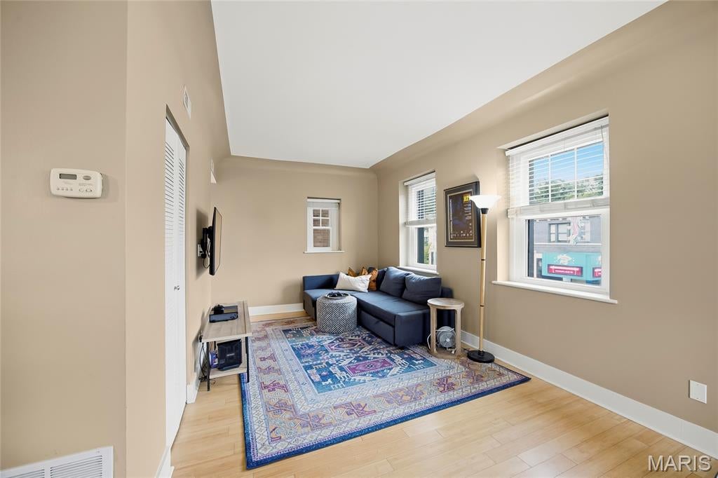 The Loop Condo - Residential
