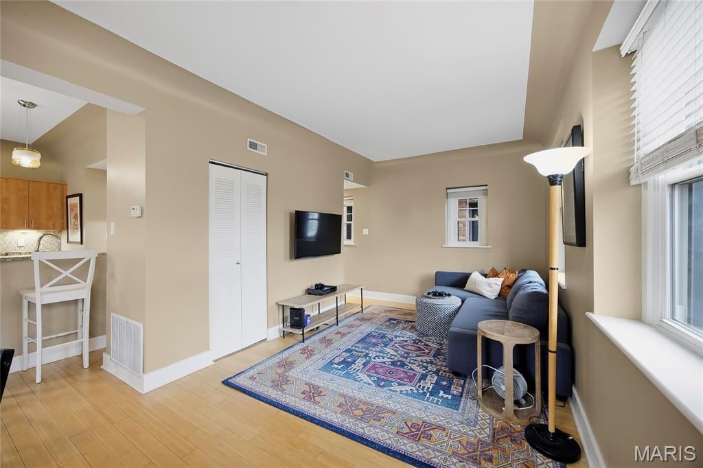 The Loop Condo - Residential