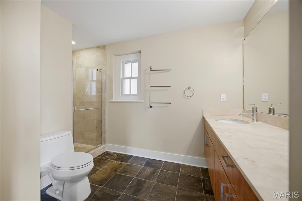 The Loop Condo - Residential