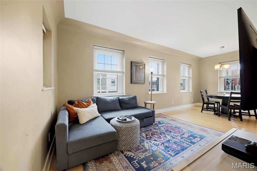 The Loop Condo - Residential