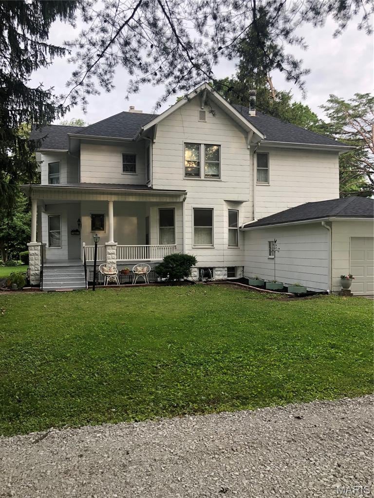 Charming Victorian Farmhouse on 0.33 acres in town. This stately Victorian is situated off of I-55 with an easy commute to St. Louis or Springfield. Staunton has a thriving art community with local workshops, parks, tennis courts, bike trail, local grocery, variety of eateries, and more.

Fresh paint and flooring throughout. Updated electrical, HVAC 2017, garage doors and opener 2021, new roof 2022, Leaf Filter gutters 2025 lifetime warranty (checked yearly free of charge),  HVAC 2017, water heater 2023, dishwasher 2023, updated bathrooms with marble surround, pocket doors, stained glass, some 10 foot ceilings, large bedrooms with 8.5 foot ceilings, washer/dryer, two refrigerators and gas range stay. Electric stove outlet. Appliance garage. ServPro duct cleaning 2026.