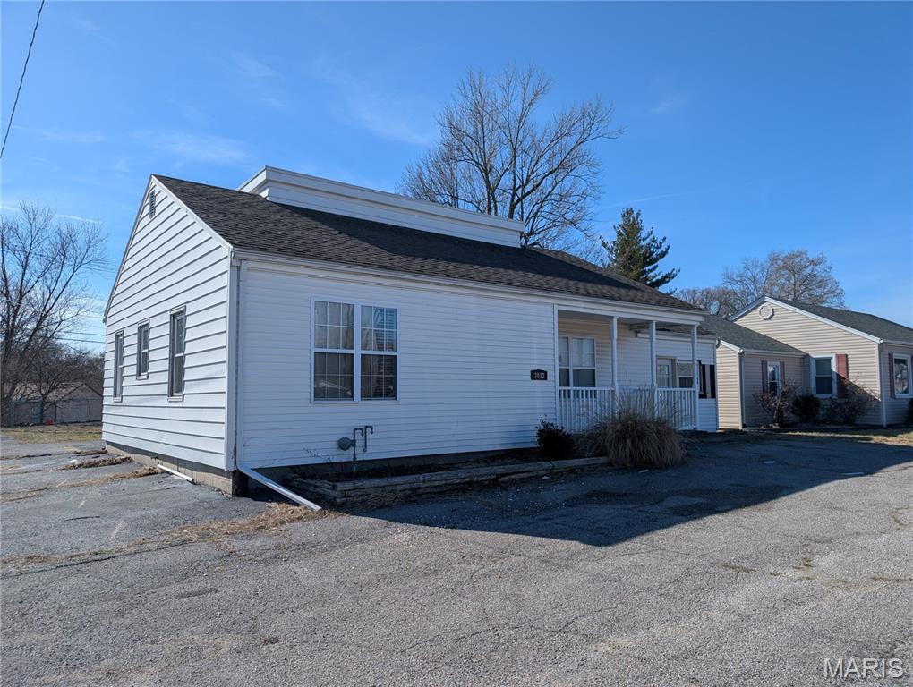 Multiple opportunities for this property zoned C-1, light commercial. Recently used as office space. Partial finished attic space that could possibly be a separate unit for office or dwelling. Agent related.