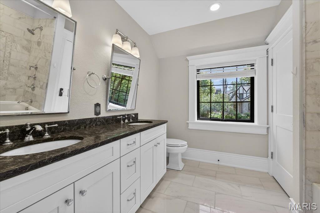 Wydown Forest - Residential