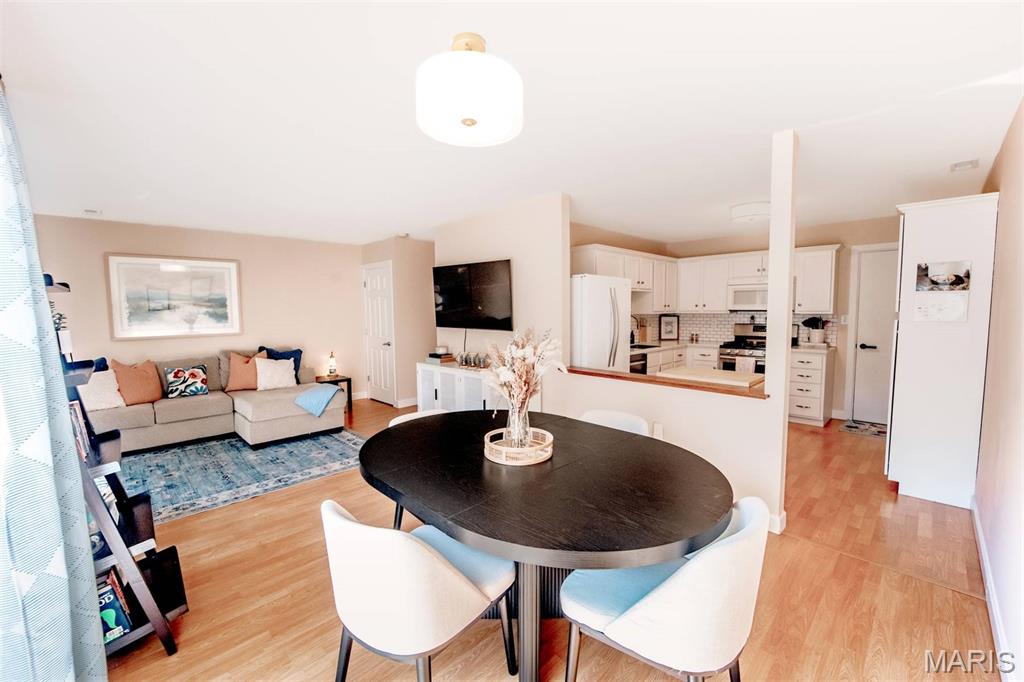 Hickory Sound Condo 1 Ph 1 - Residential