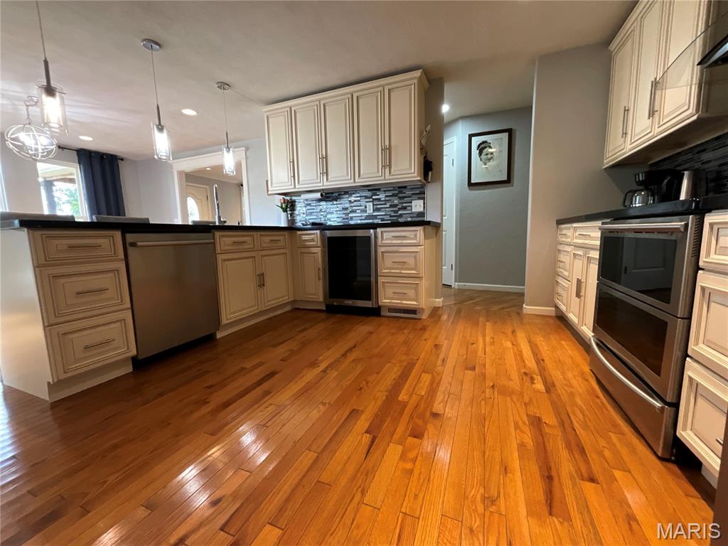 Currys Add - Residential
