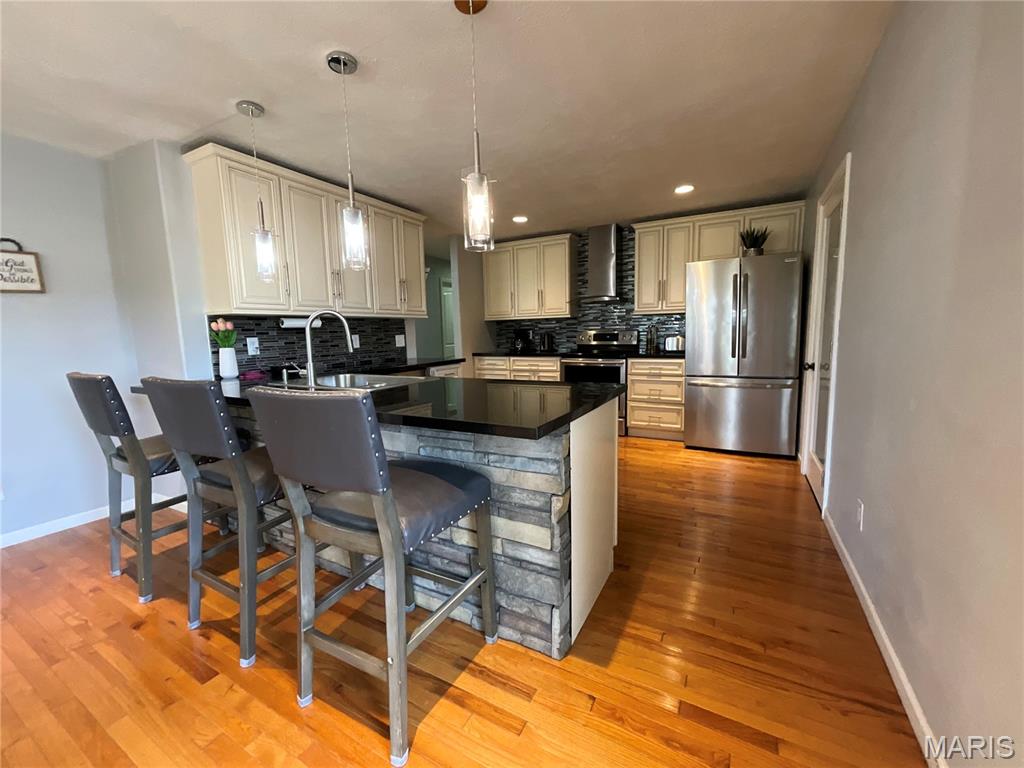 Currys Add - Residential