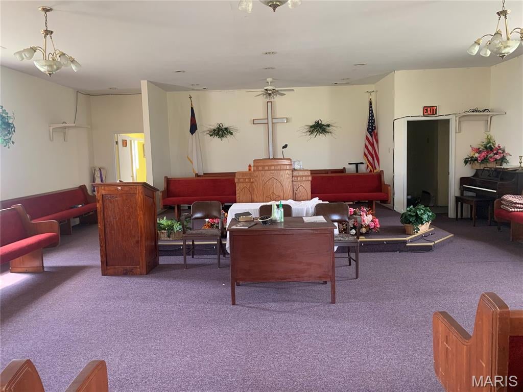 n/a - Commercial Sale
