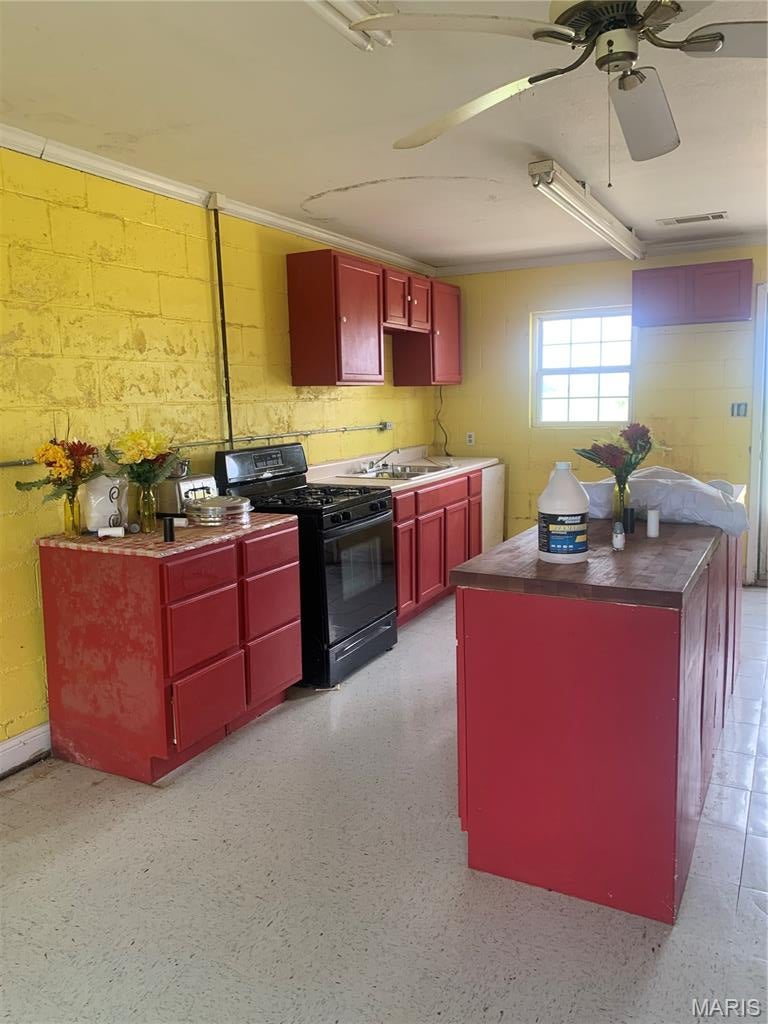 n/a - Commercial Sale