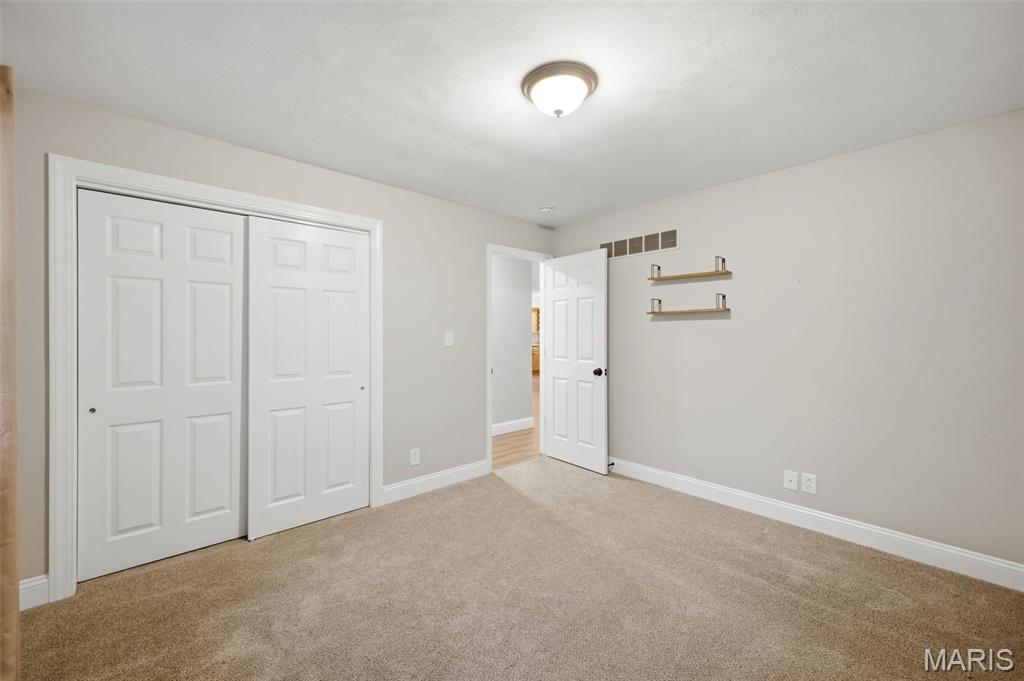 Chenot Place 6th Add - Residential