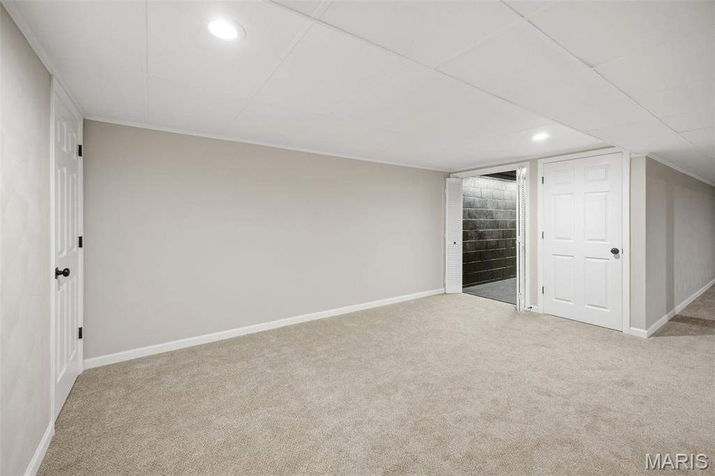 Chenot Place 6th Add - Residential