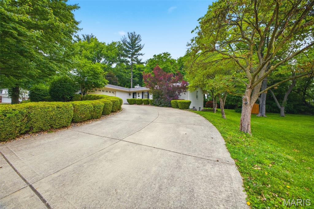 Chenot Place 6th Add - Residential
