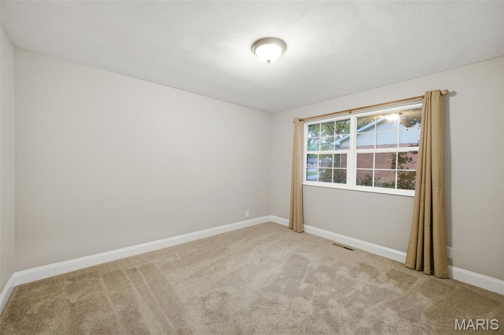 Chenot Place 6th Add - Residential