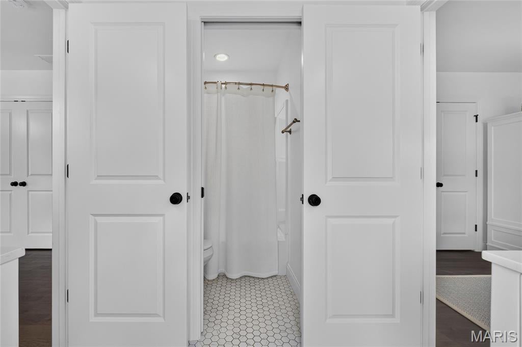 Girard Place - Residential