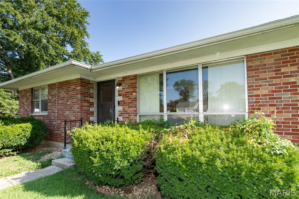 Meadowbrook Village - Residential