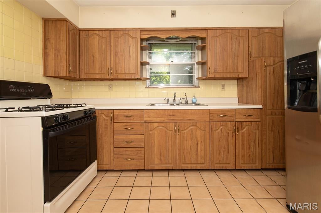 Meadowbrook Village - Residential