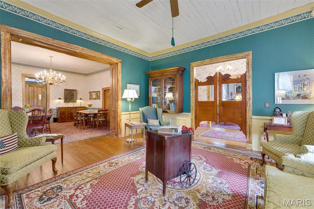 Downtown - Commercial Sale