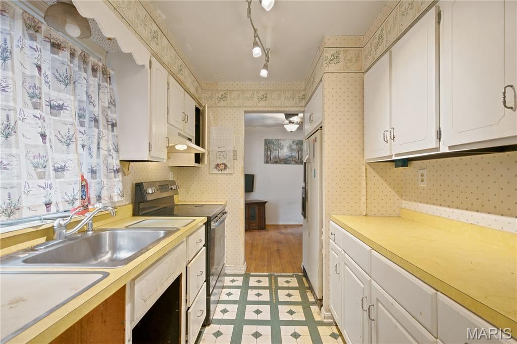 Alphonse Berry Tr - Residential