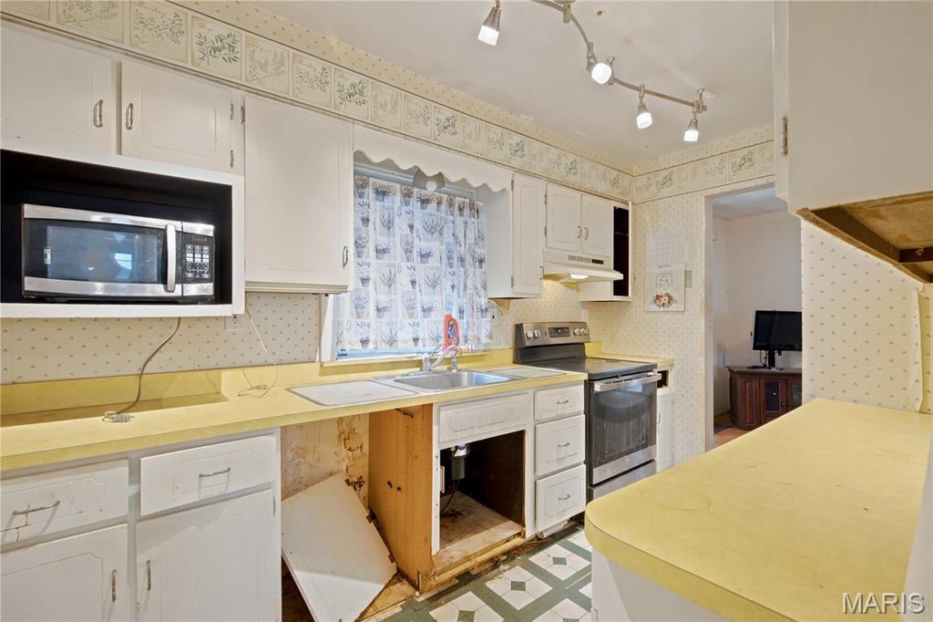Alphonse Berry Tr - Residential