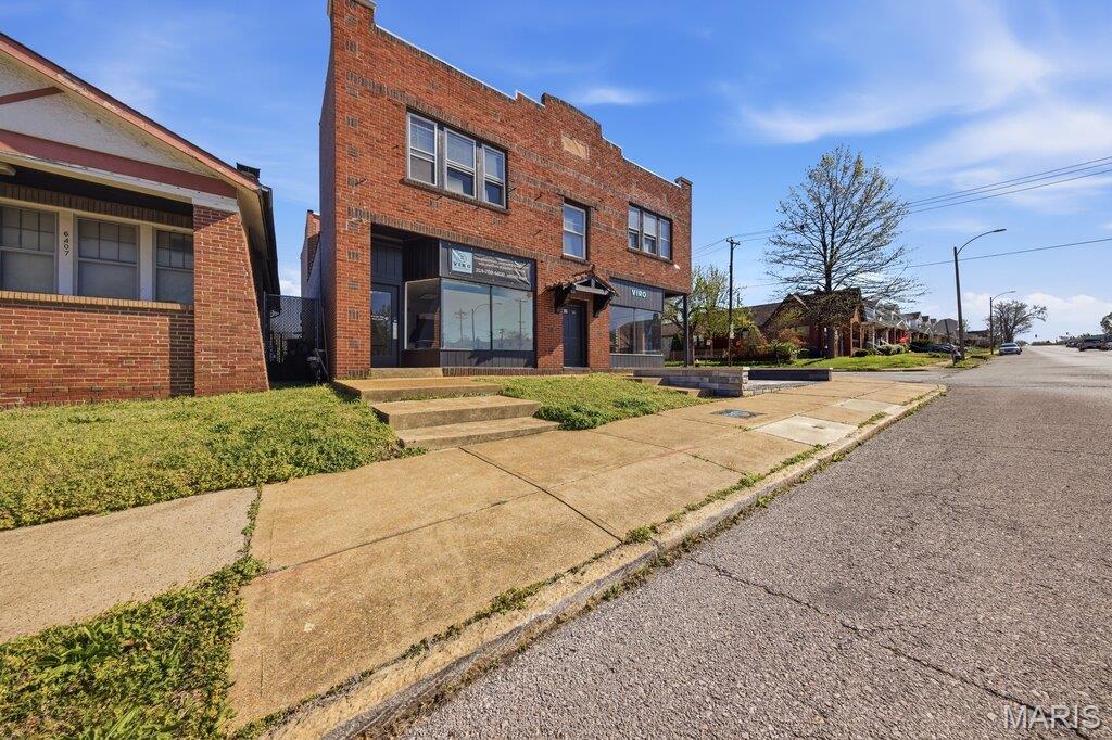 Christys Add - Commercial Sale