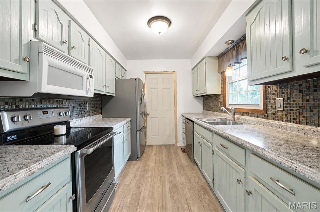 Airwood Manor 3rd Add - Residential