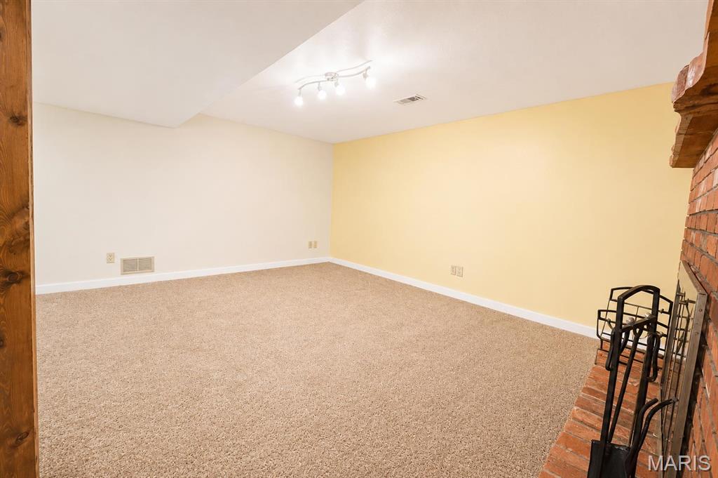 Airwood Manor 3rd Add - Residential