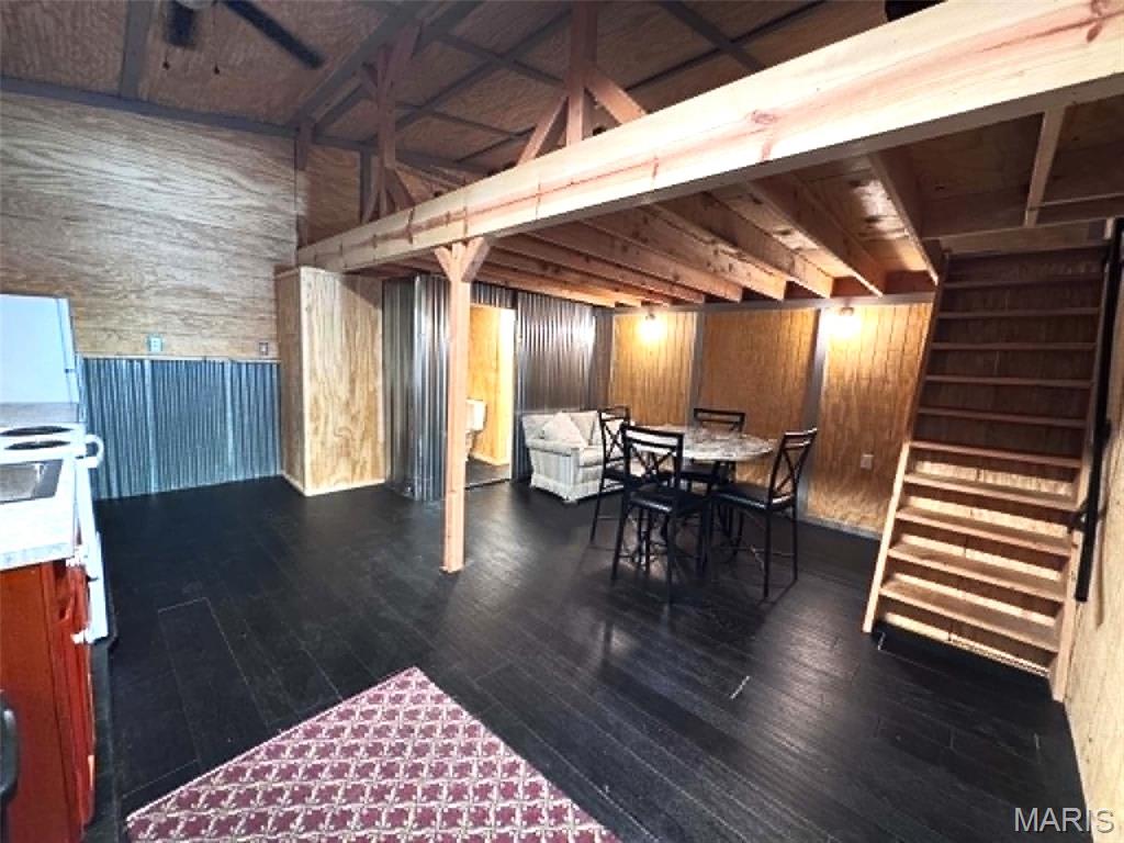 Hunt Add - Commercial Sale