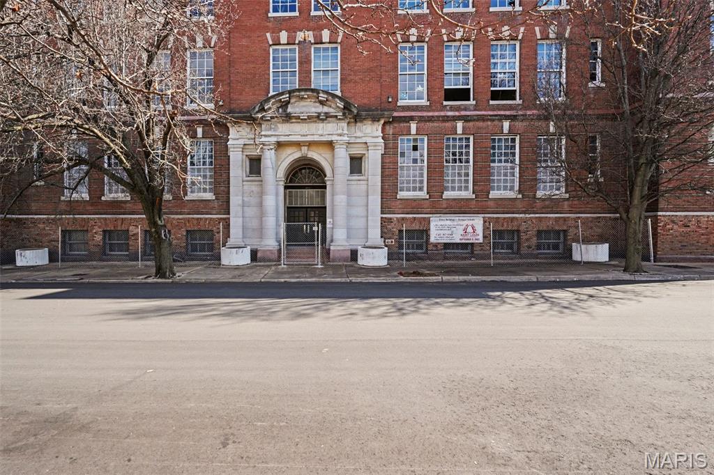 Chambers Jane - Commercial Sale