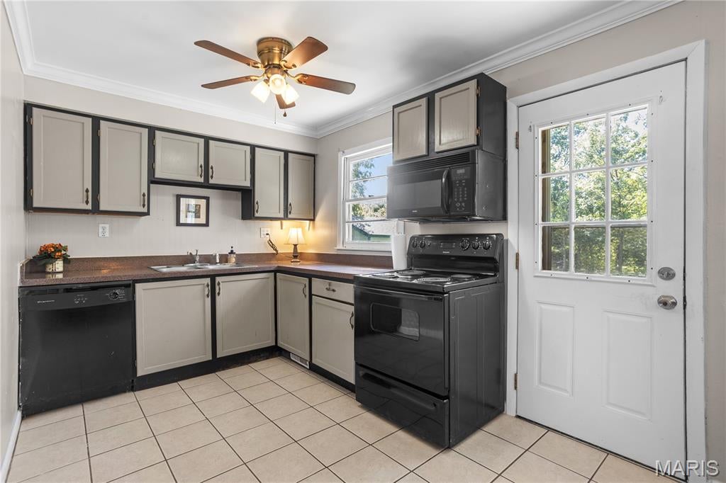 Golden Arrow Hills - Residential