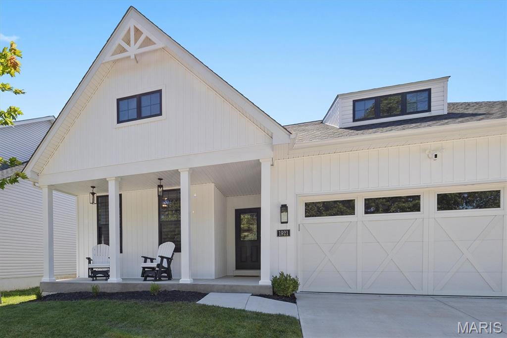 Traditions/Reunion - Residential