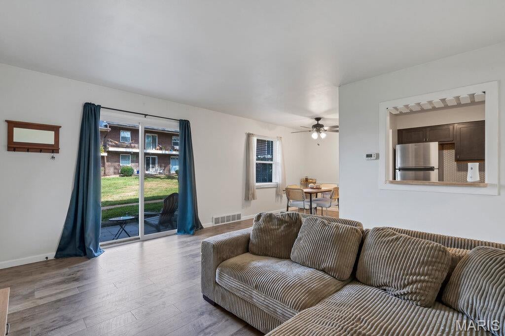 Colonial Woods Condo - Residential