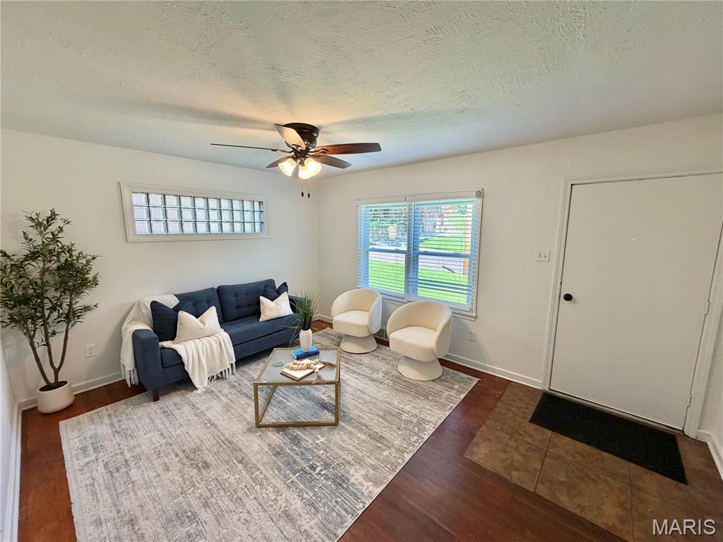 Hawley & Lowes Add - Residential