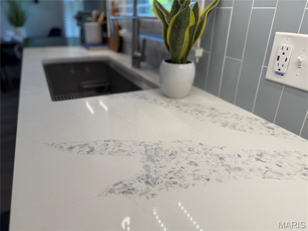 Hawley & Lowes Add - Residential