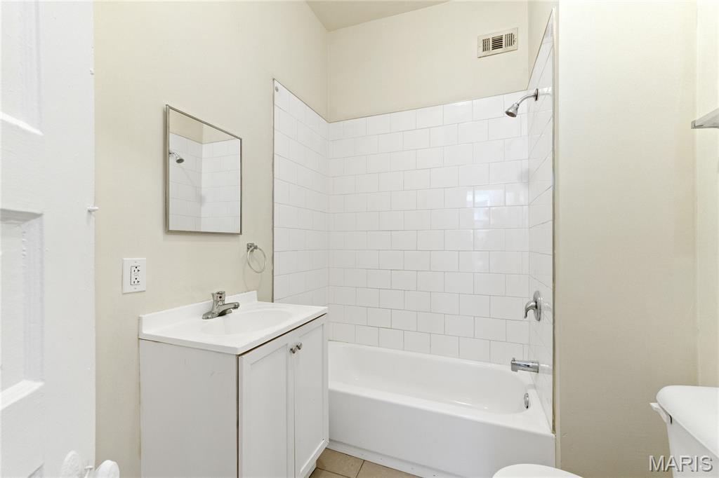 Cabanne Add - Residential Lease