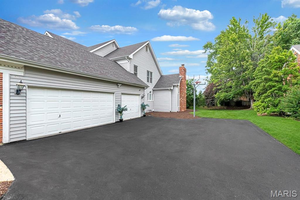 Manderleigh Of Town & Country One - Residential
