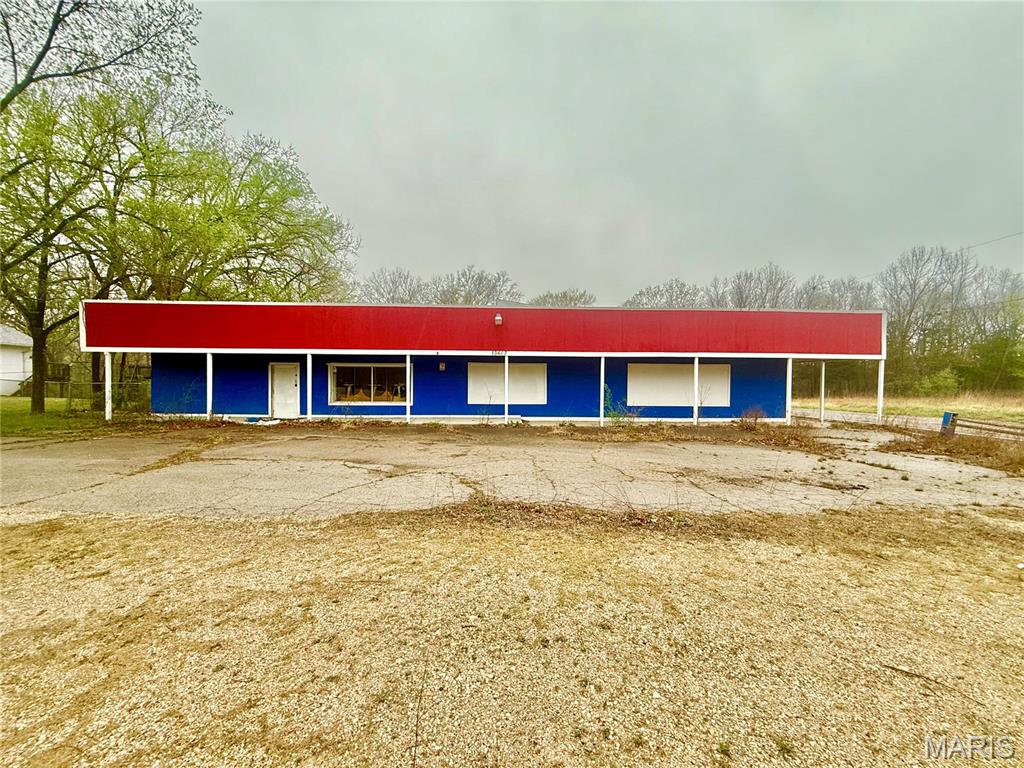 n/a - Commercial Sale