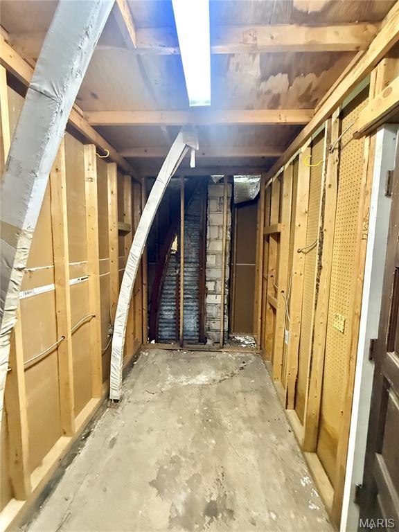n/a - Commercial Sale