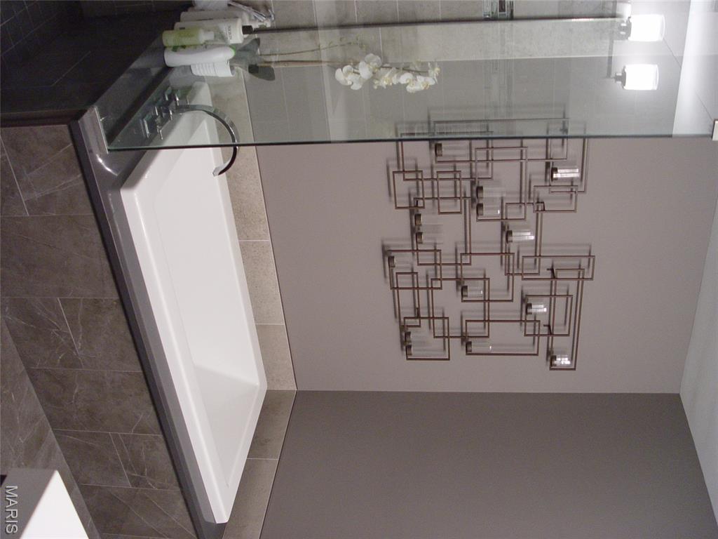 Warwick Condos - Residential Lease