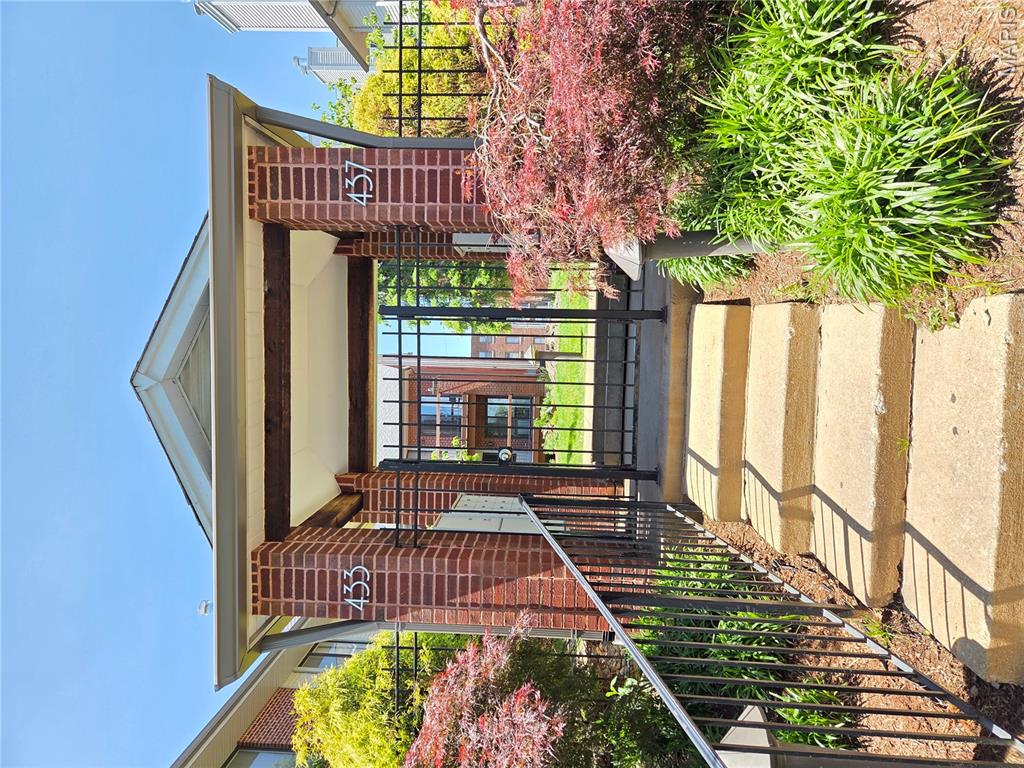 Warwick Condos - Residential Lease