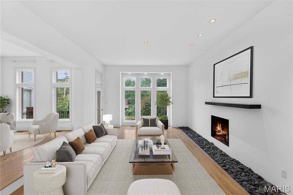 North Pointe Clayton - Residential