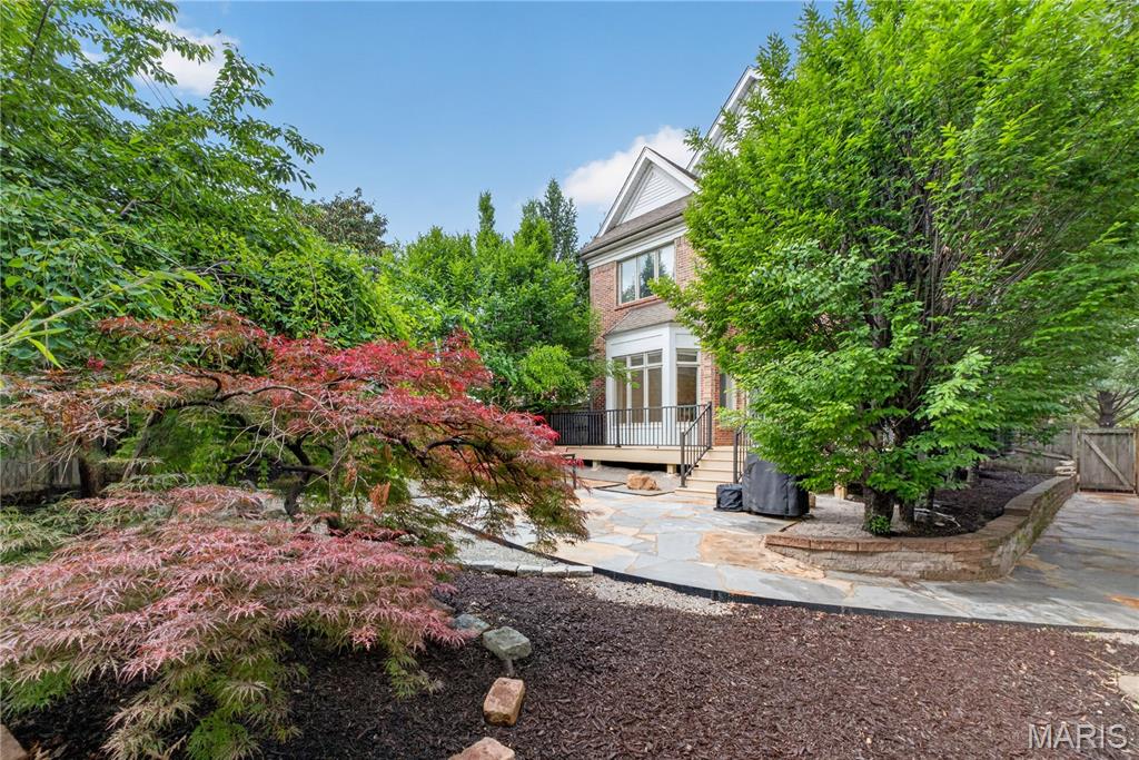 North Pointe Clayton - Residential