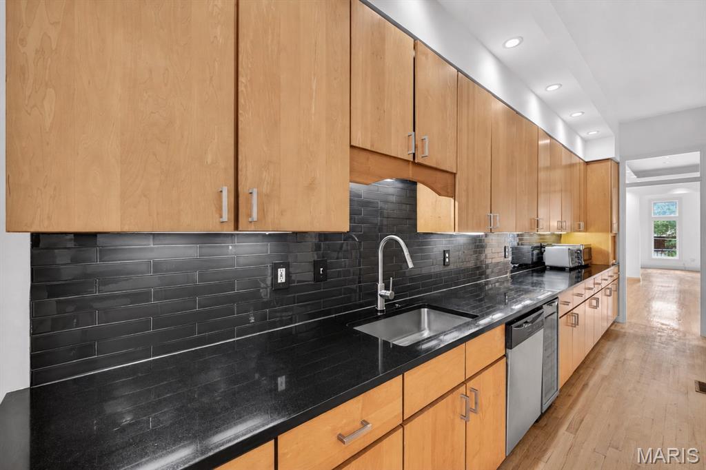 North Pointe Clayton - Residential