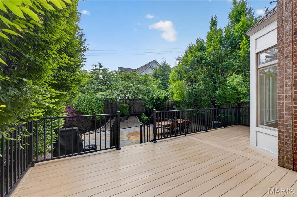 North Pointe Clayton - Residential