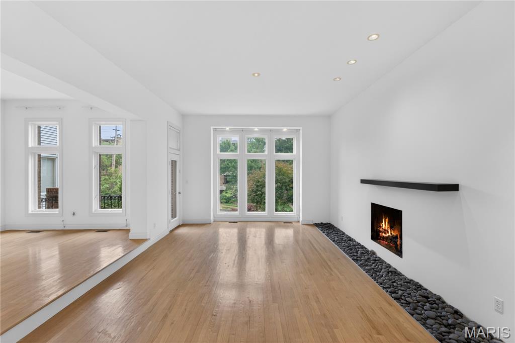 North Pointe Clayton - Residential