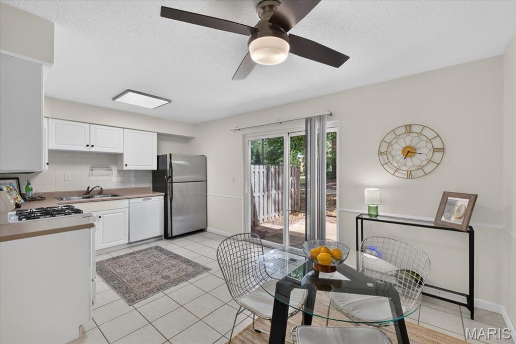 Colony Woods Condo - Residential